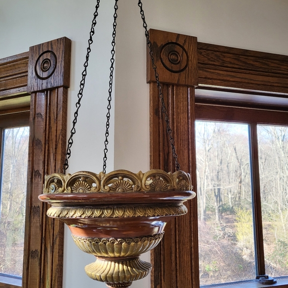 Beautiful Hanging Planter - Picture 2 of 4